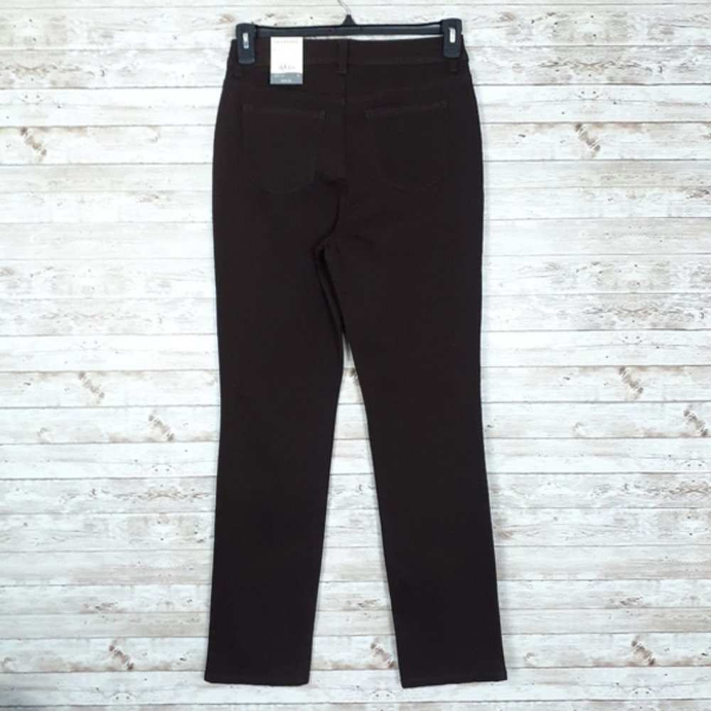 NWT Style & Co Curvy Straight High-Rise 595 Jeans - Picture 3 of 7